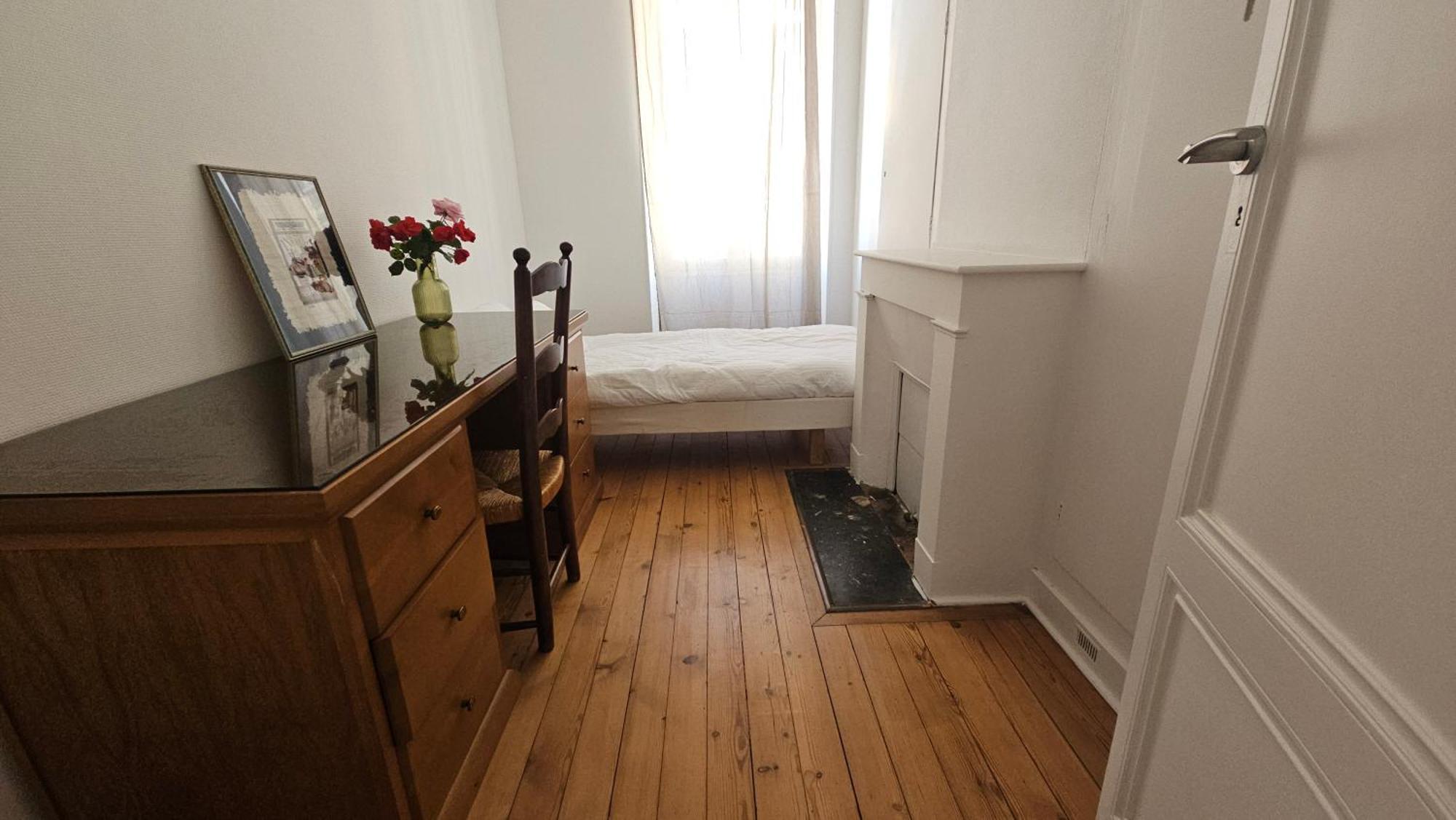 Le Jardin Cafe Bed & Breakfast Bordeaux Bagian luar foto