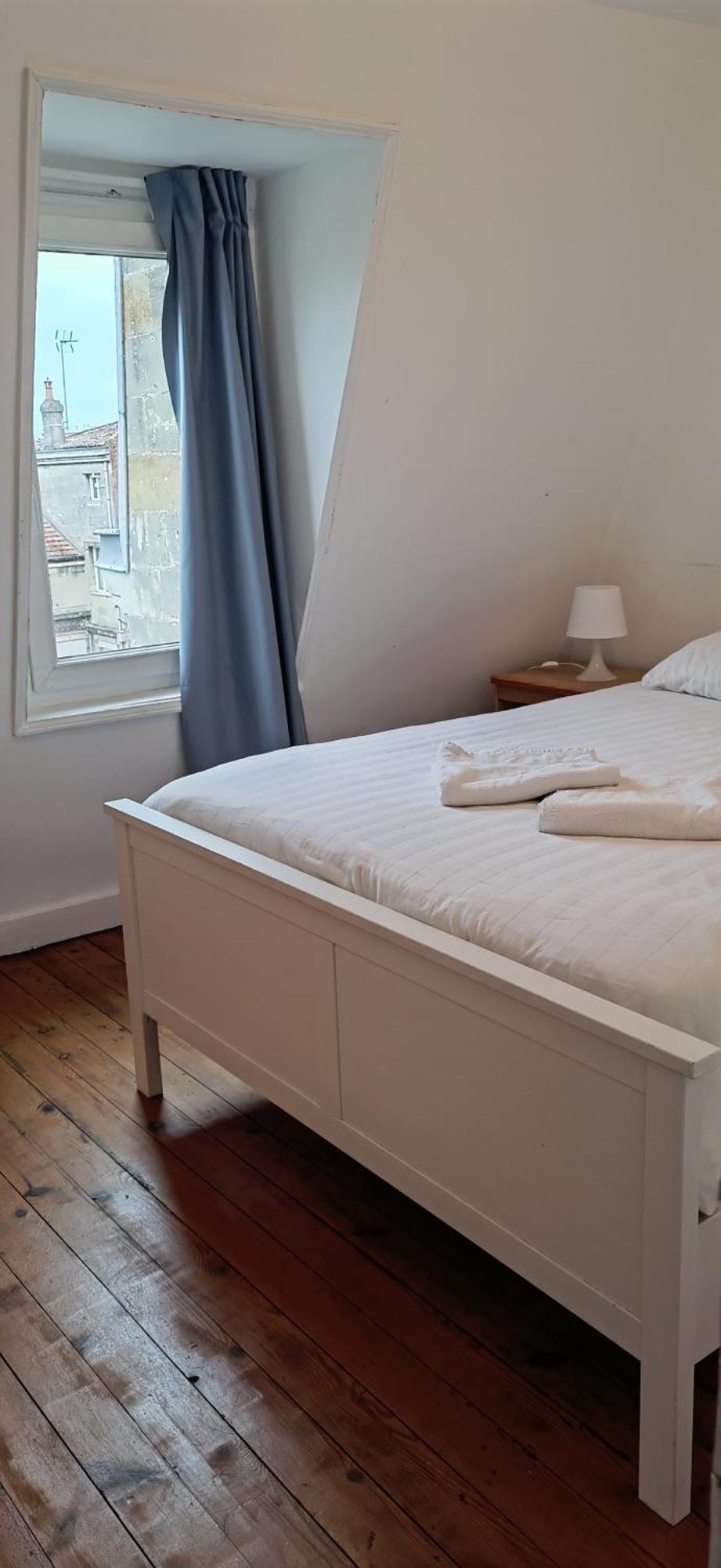 Le Jardin Cafe Bed & Breakfast Bordeaux Bagian luar foto